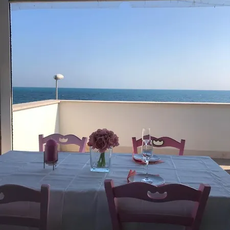בית הארחה Palese Profumo Di Mare 2*